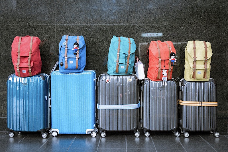 Verschiedene Kofferarten für die Weltreise